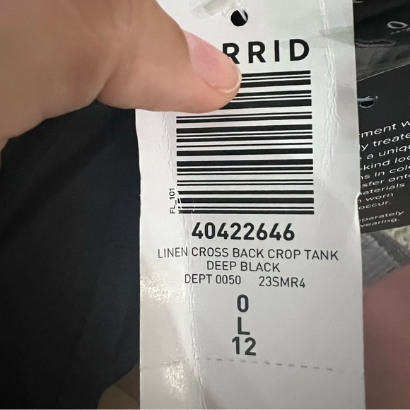 3/$30 🍂 Torrid Linen Cross Back Crop Top Black - Picture 9 of 9